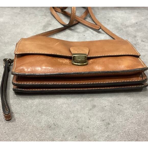 Patricia Nash - Picture 4 of 8